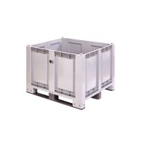 Zárt oldalú 680 l-es box-konténer, 3 csúszótalpas